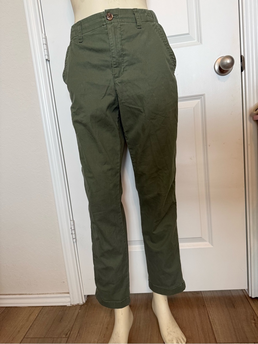 Old Navy OG Khaki Chino Cotton Pants